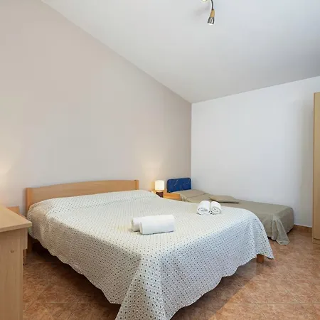 Apartment Palmira *