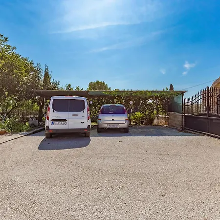 Apartman Palmira *